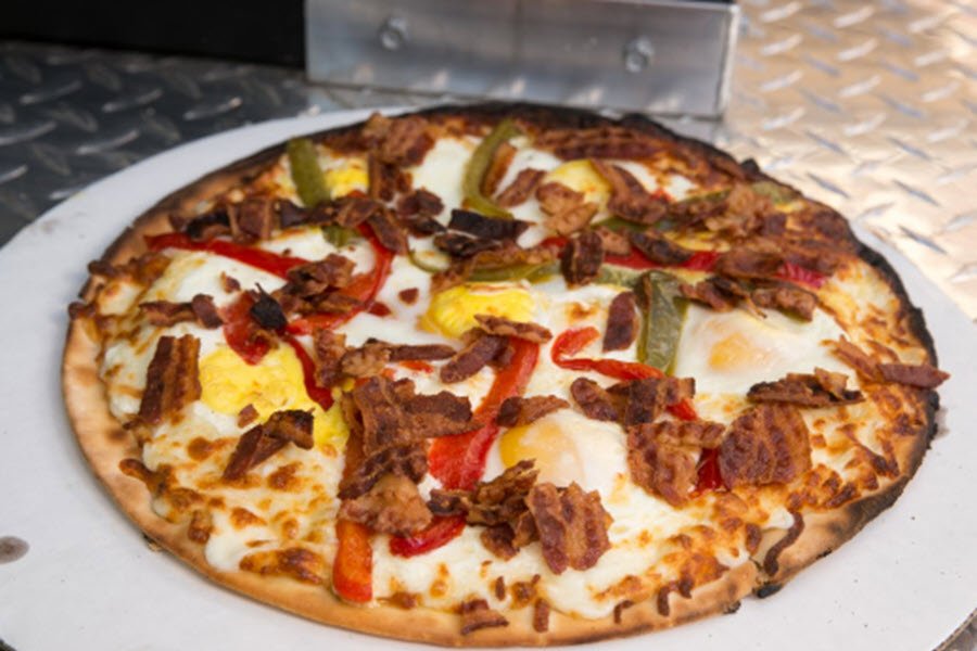 RECIPE: Bacon, Egg & Pepper Pizza - Chicago Brick Oven