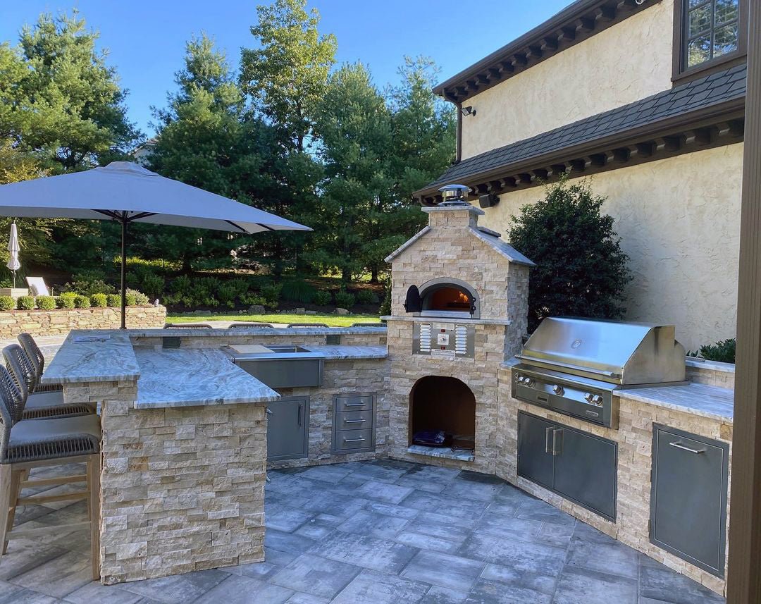 CBO 750 Hybrid Oven and Ready to Finish Enclosure Bundle Natural Gas (NG) with by Chicago Brick Oven